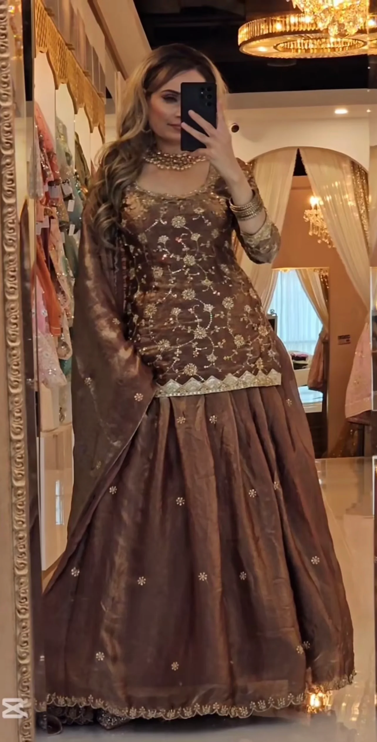 Brown Elegance The Perfect Selfie - Image 3