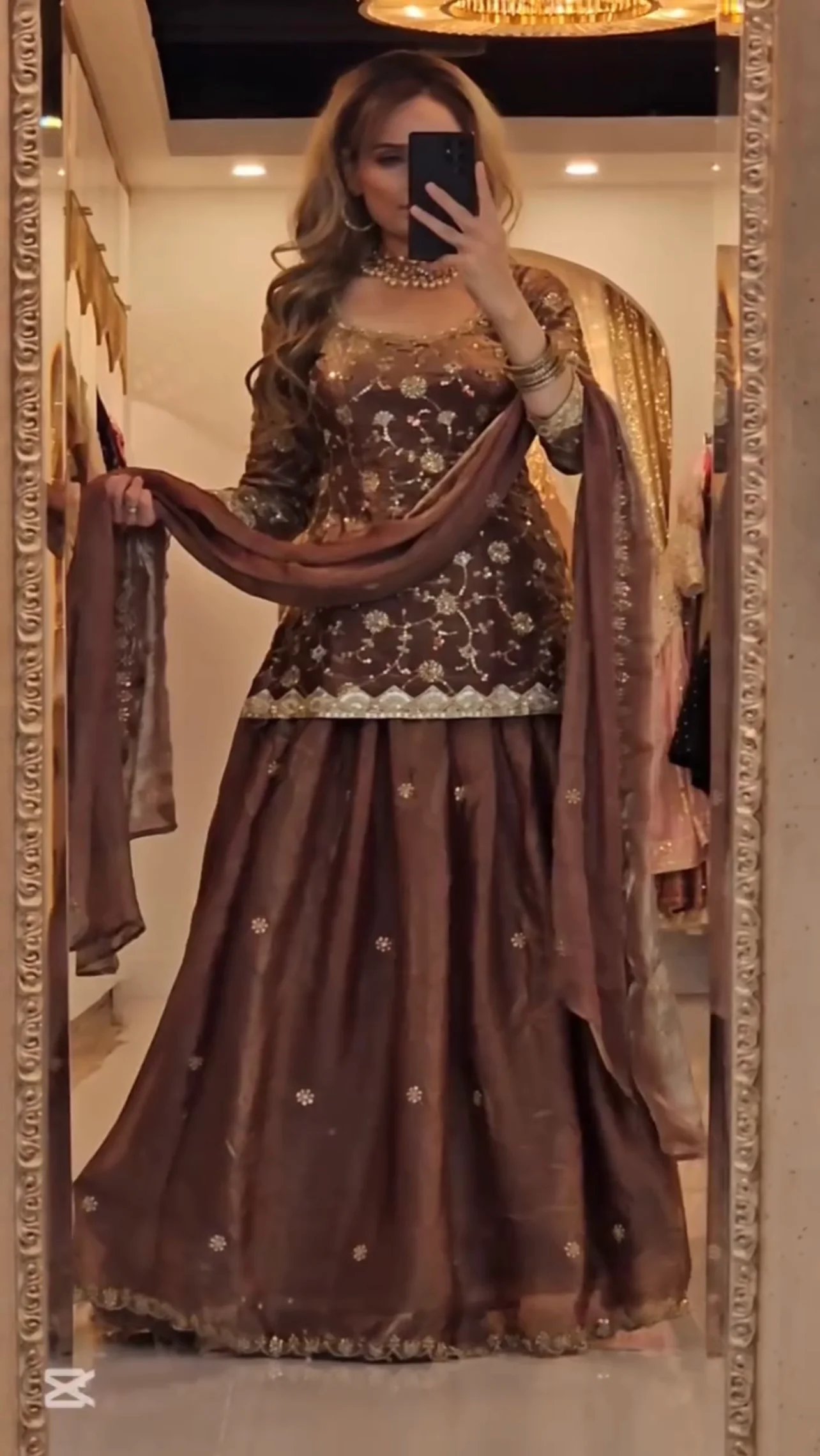Brown Elegance The Perfect Selfie - Image 7