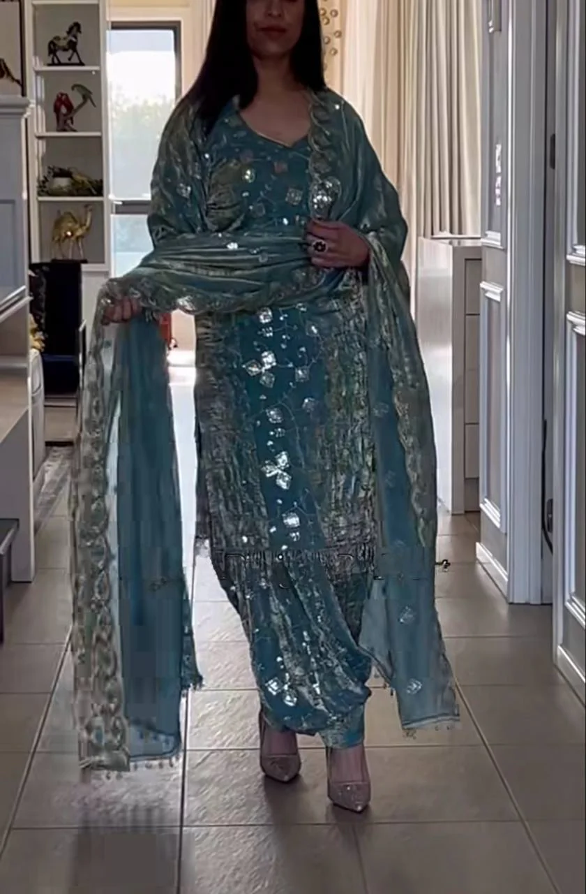 Chic Ethnic Charm for Special Occasions - Image 3
