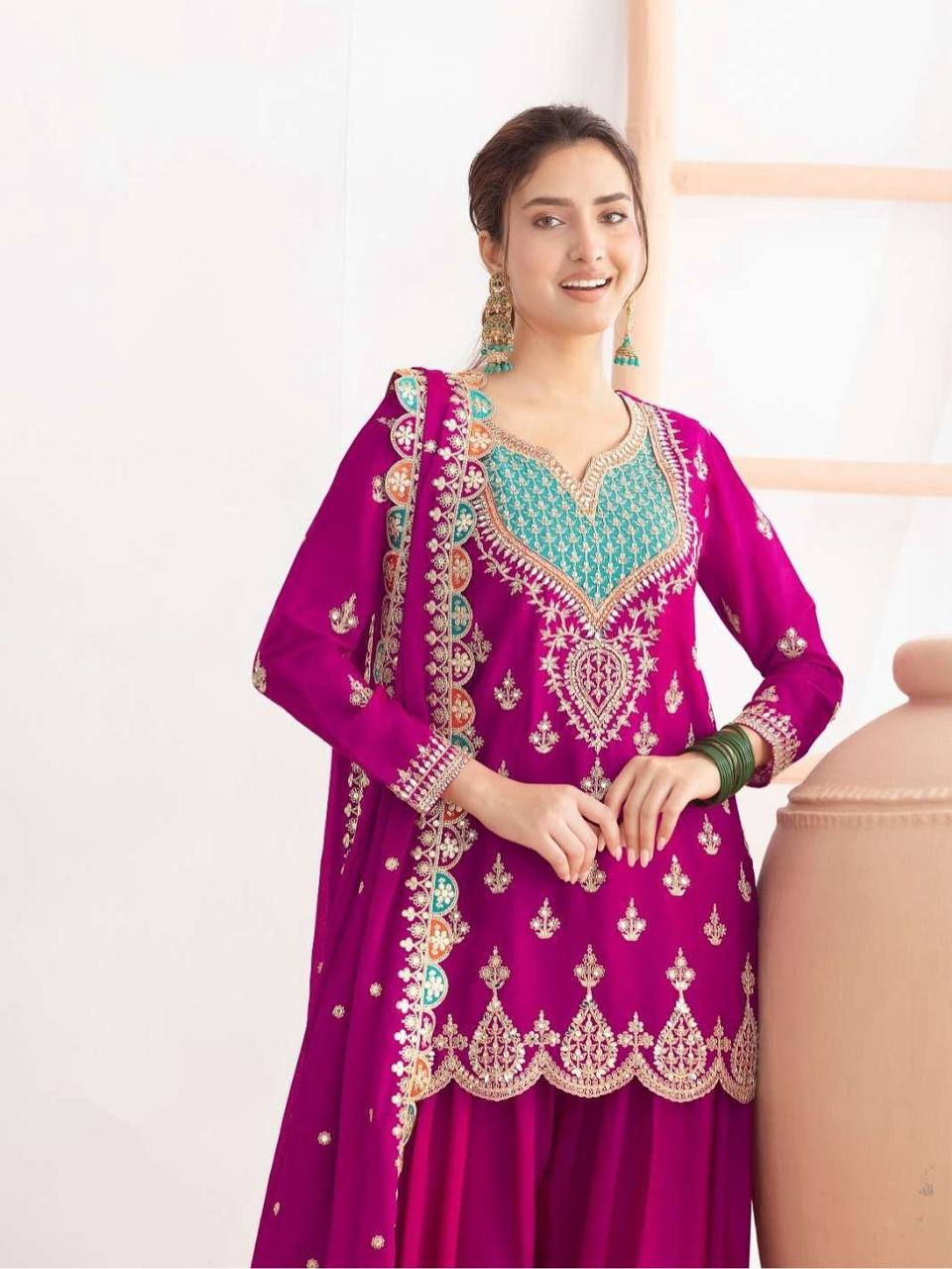 Colorful Festivities: Your Perfect Attire - Image 4