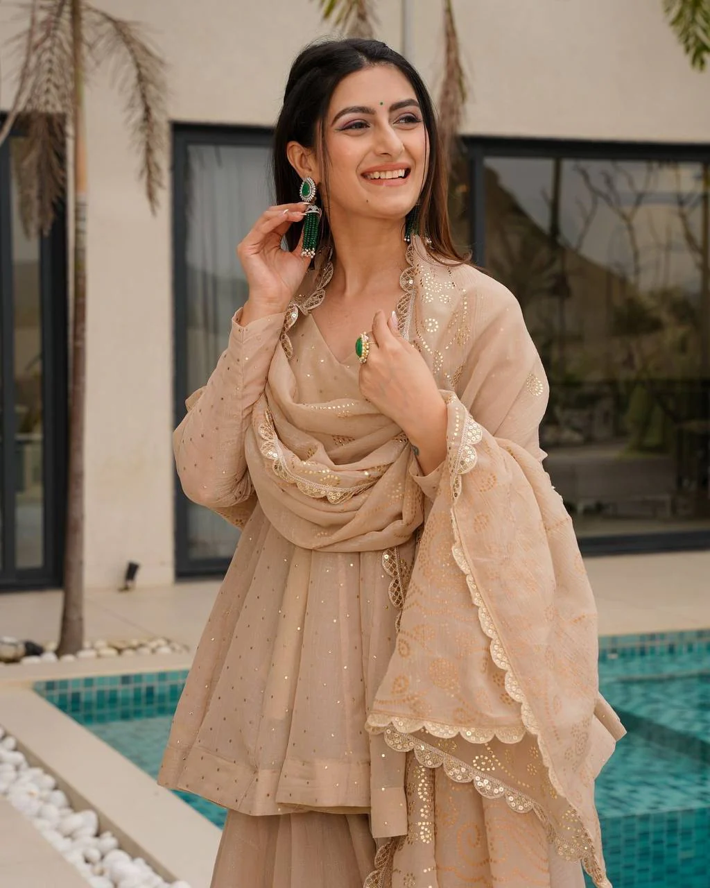 Elegance Unveiled: The Perfect Ensemble Awaits - Image 2