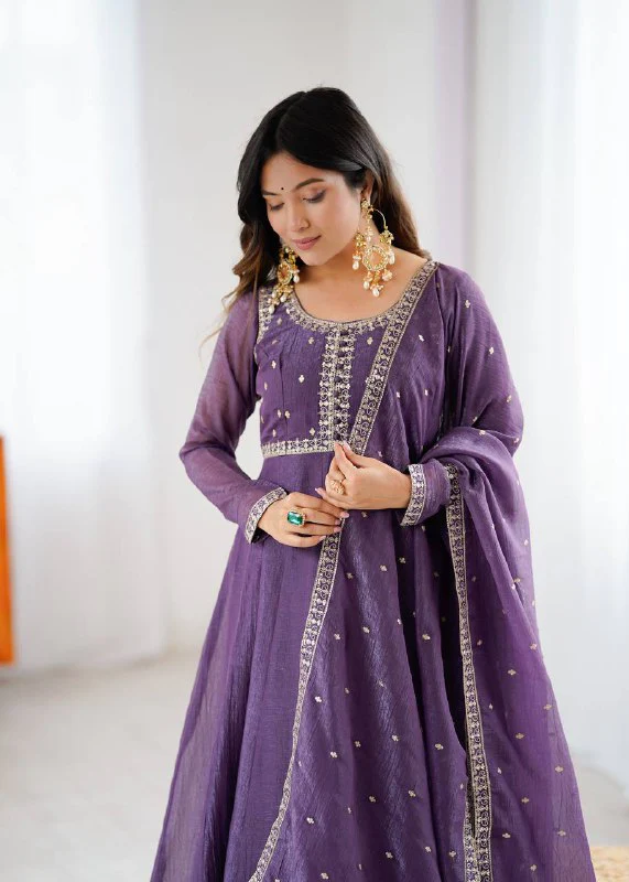Embrace Tradition with Modern Style - Image 3