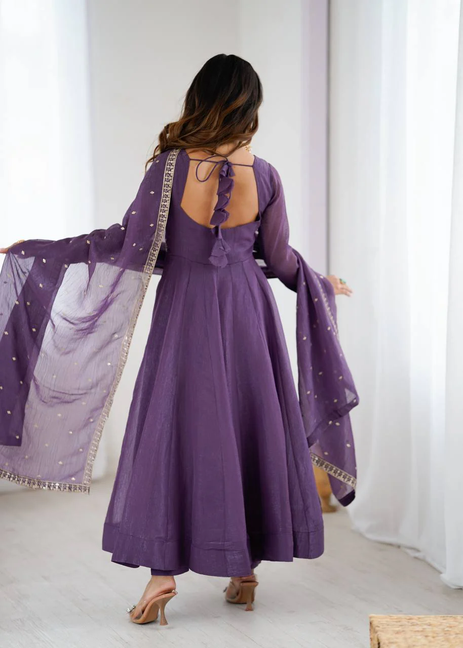 Embrace Tradition with Modern Style - Image 4