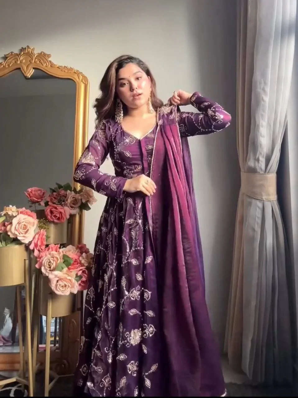 Glamour Unveiled: Drape Yourself in Luxury - Image 4