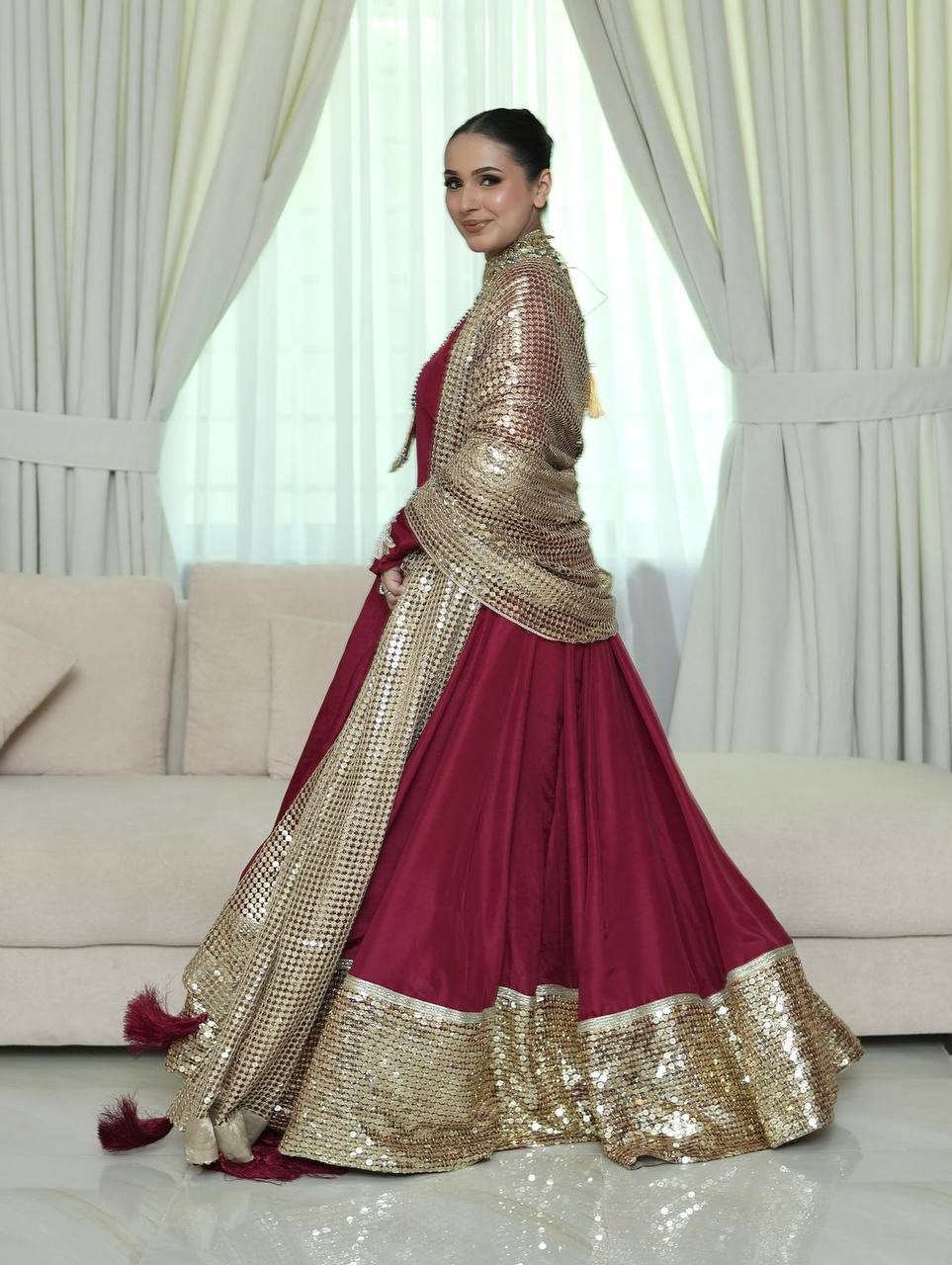 Luxe Layers: A Dance of Rich Colors - Image 2
