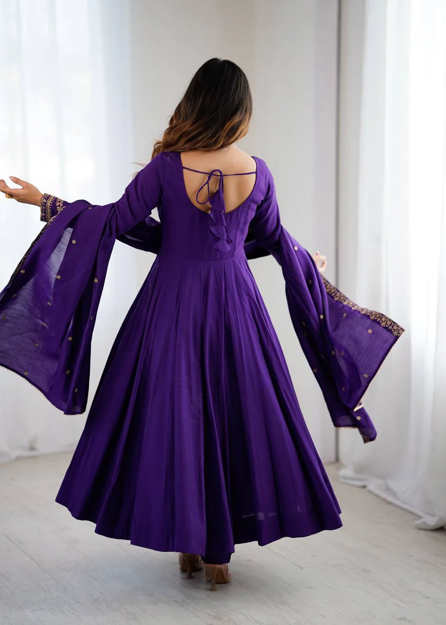 Majestic Purple Elegance Ensemble - Image 9