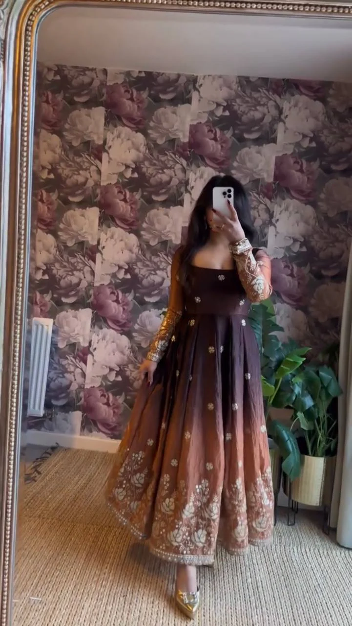 Radiant Attire for Special Occasions - Image 3