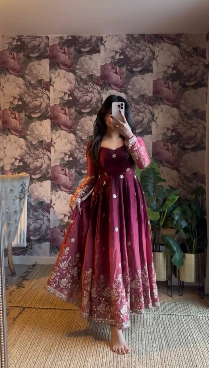 Radiant Attire for Special Occasions - Image 6