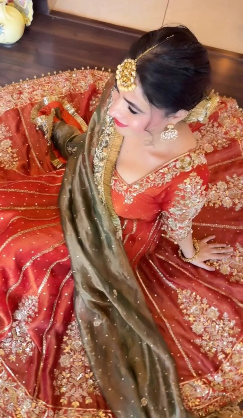 Radiant Beauty for Special Occasions - Image 4