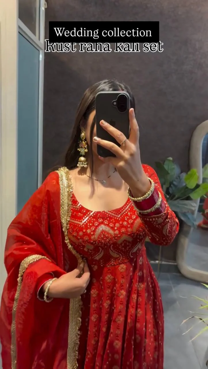 Radiant Red Wedding Elegance Set - Image 3