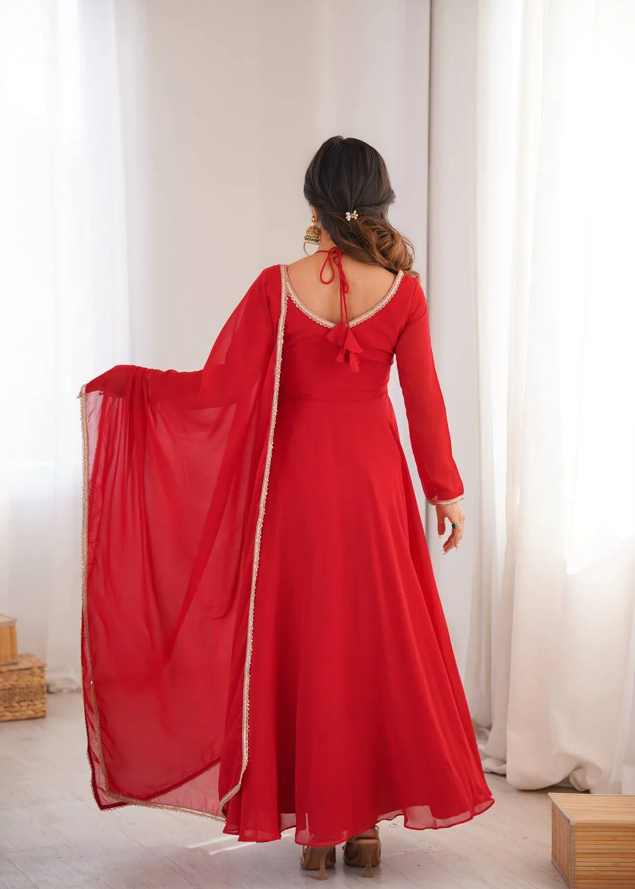 Scarlet Dream Graceful Evening Gown - Image 9