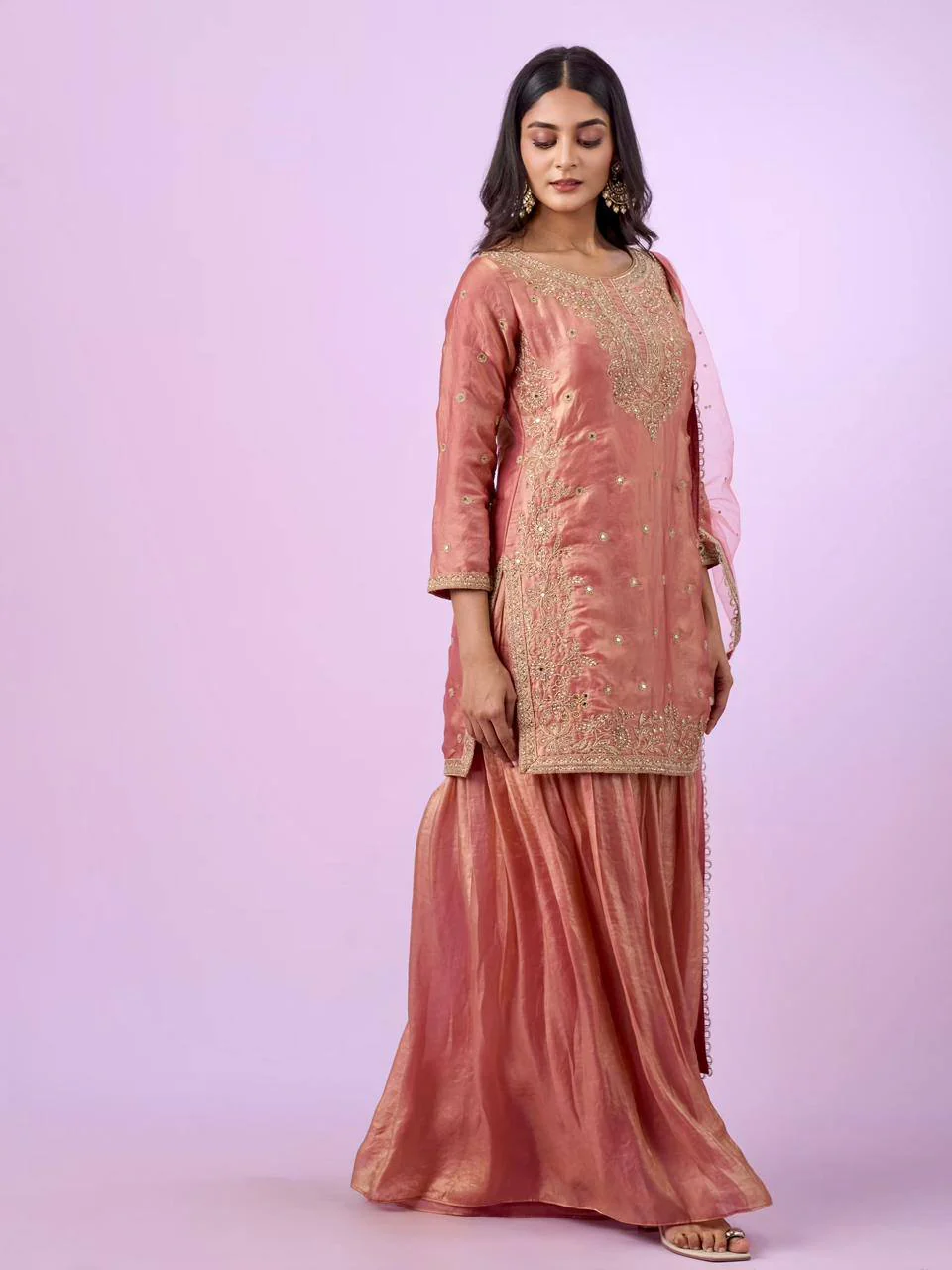 Traditional Elegance with Modern Touch - Image 4