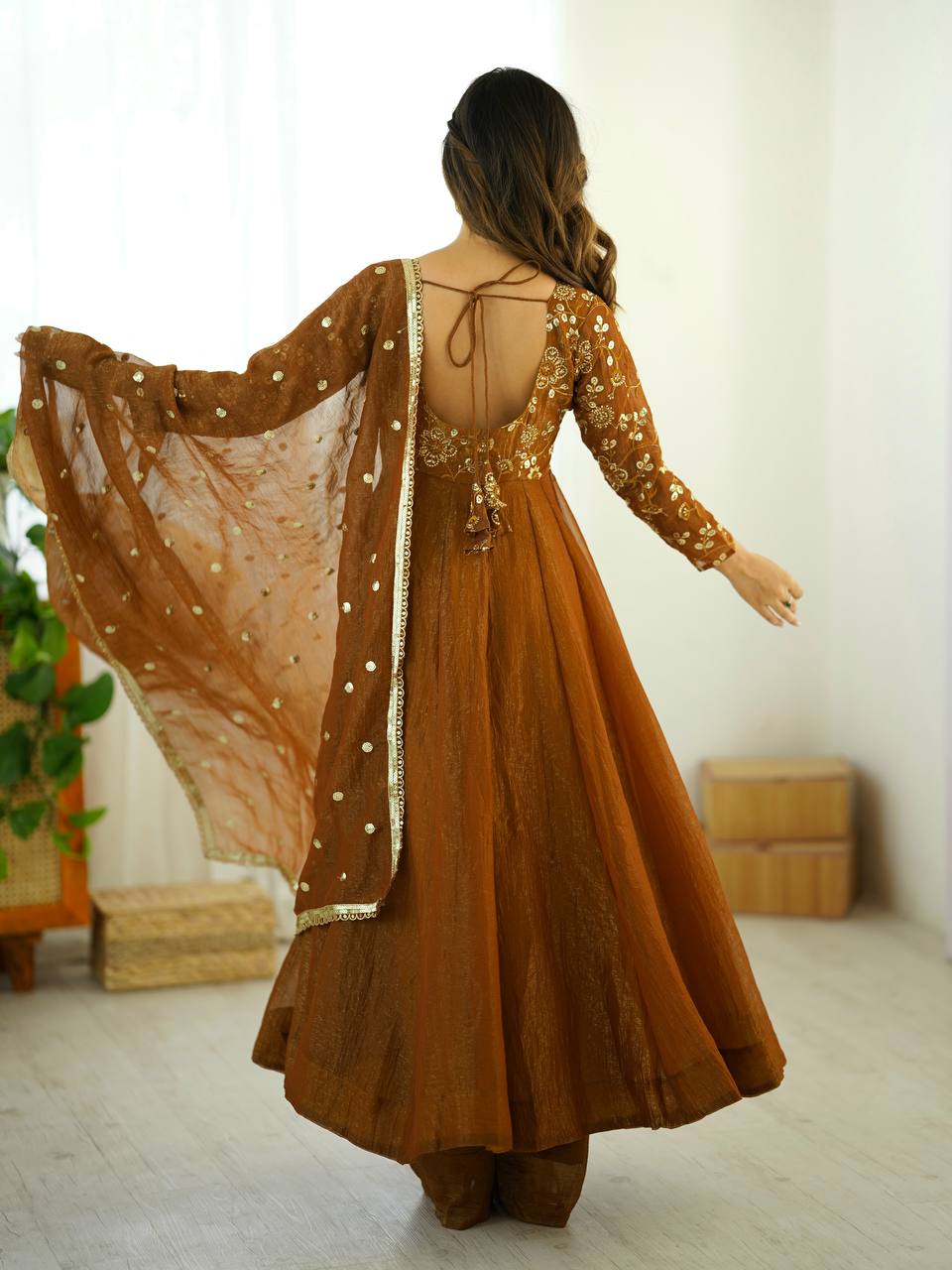 Vibrant Colors for Cultural Celebrations - Image 12