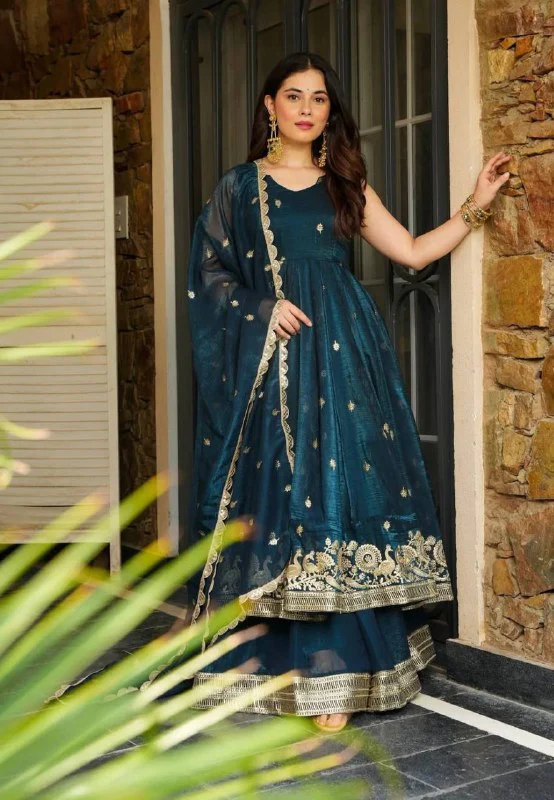 Vibrant Fusion of Tradition and Trend - Image 8